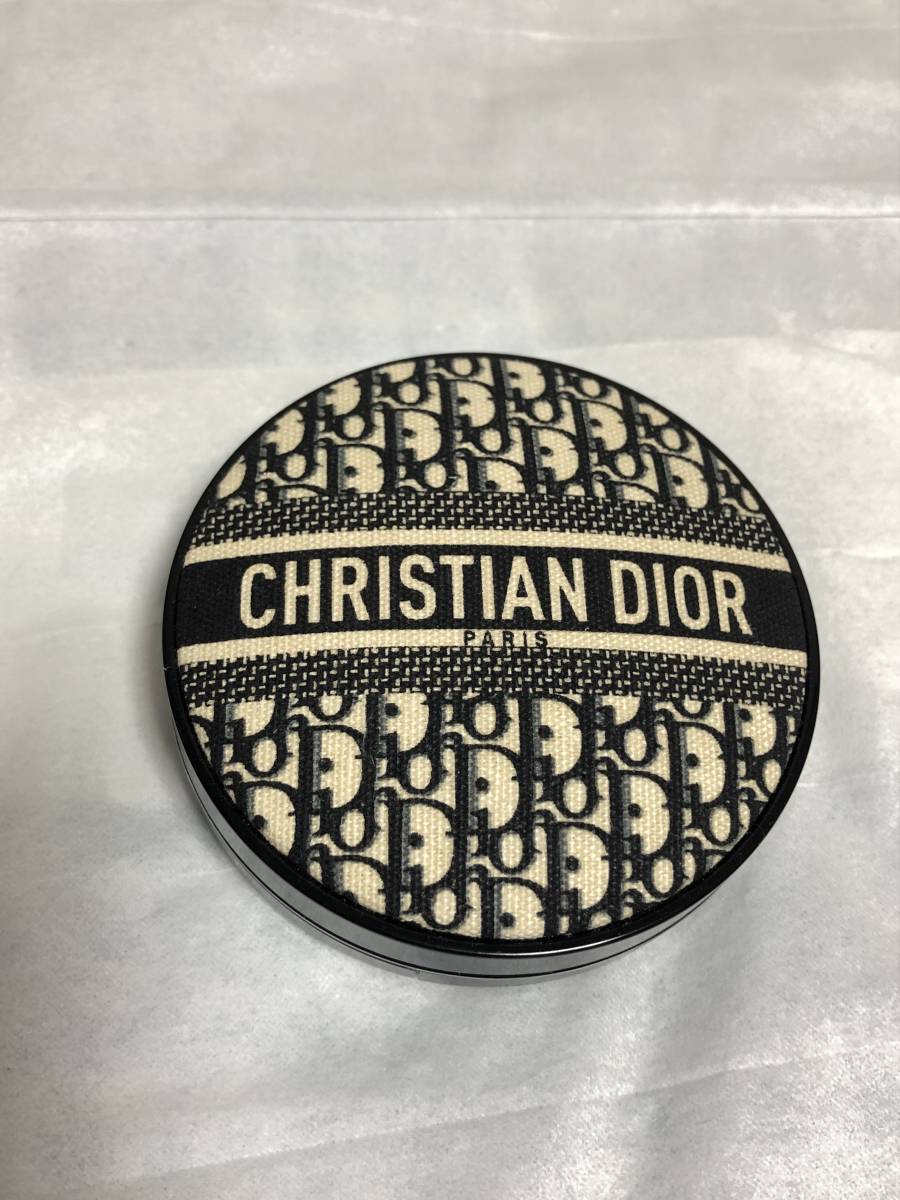 ☆ディオールスキンフォーエバークッション ディオールマニアエディション 1N☆拍卖