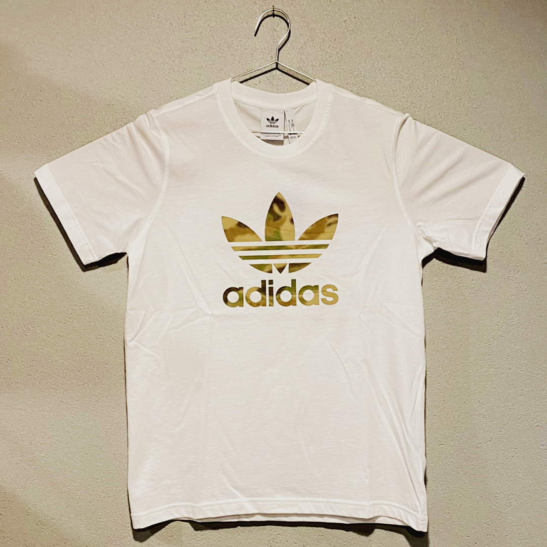 【並行輸入品】adidas ショートスリーブTシャツ サイズL CAMO INFILL TEE ホワイト×カモ WHITE×CAMO 白 アディダスオリジナルス拍卖