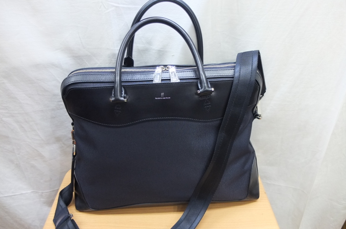 ★送料割引!ブリーフケース ビジネスバッグ ショルダーバッグ 牛革Xナイロンクロス 紺 Forme la vrais forme Flex★未使用激安!拍卖