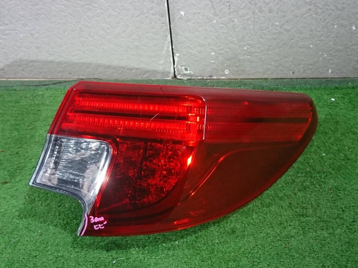 GRX130 マークX 右テールランプ コイト 22-360(31183)拍卖