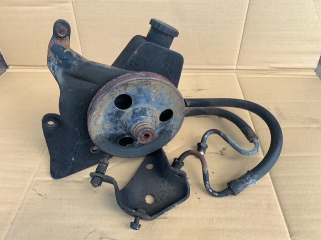 84 85 86 87 88 カトラス V8 パワステポンプ PSポンプassy 純正品拍卖