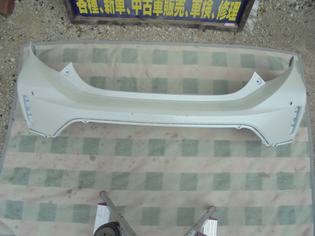 アクア クロスオーバー NHP10 後期 純正 リアバンパー 52159-52A00 ☆送料格安 ☆要確認 4454拍卖