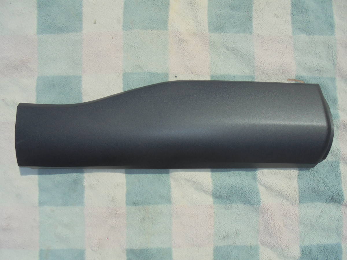 カローラクロス ZSG10.ZVG11.ZVG15 純正 右リアドア サイドパネル 75741-16570 75077-16010 ☆送料格安 ☆要確認 4541拍卖