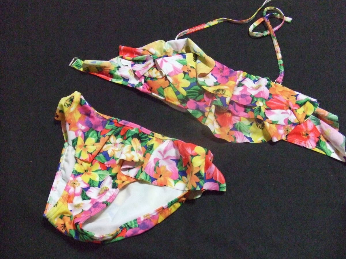 花柄 ★ レディース★水着 ビキニ セパレート ワイヤー無し サイズ9M B18拍卖