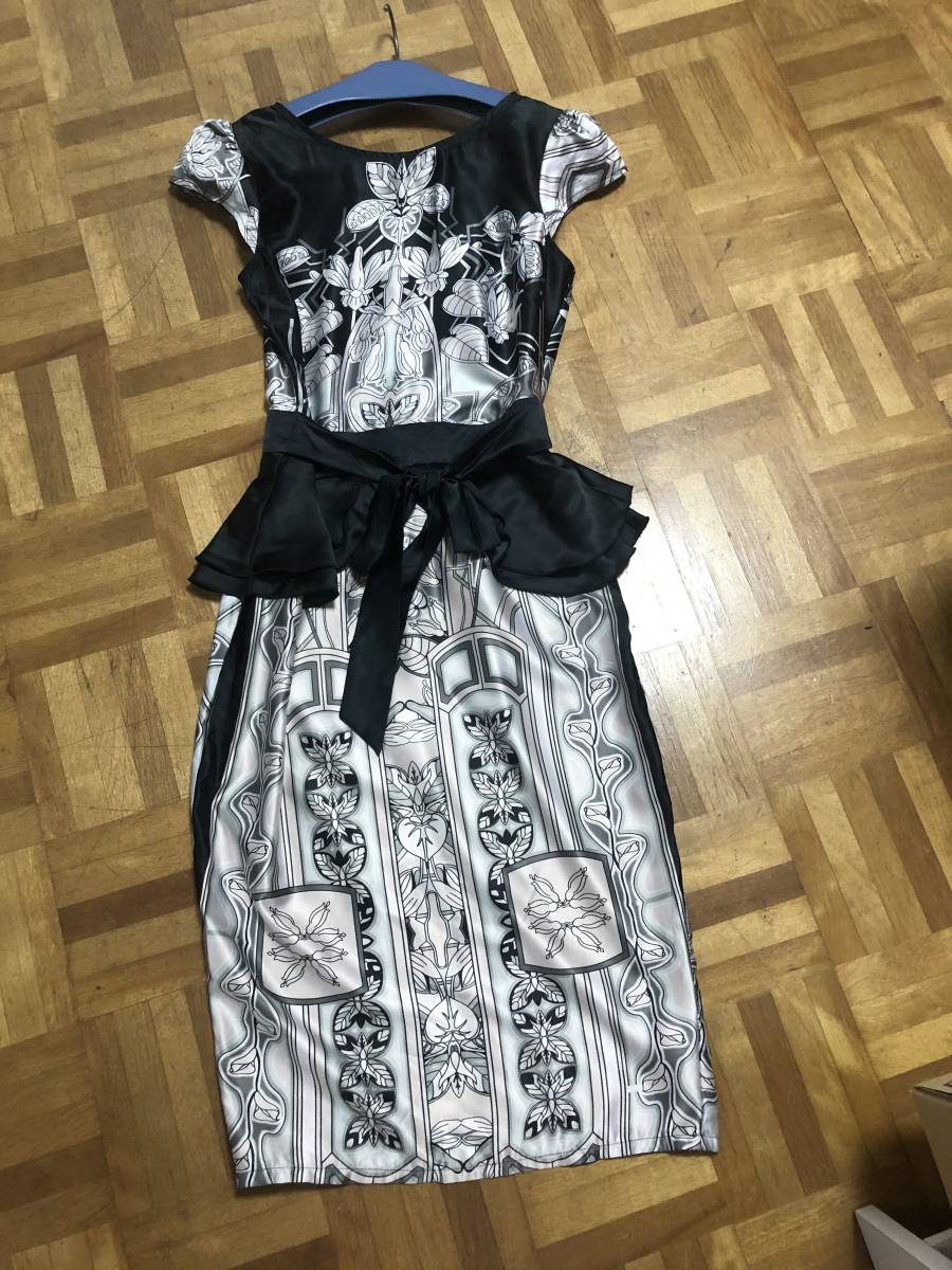 イギリスにて購入DOROTHY_PERKINS ドロシーパーキンス ワンピース拍卖