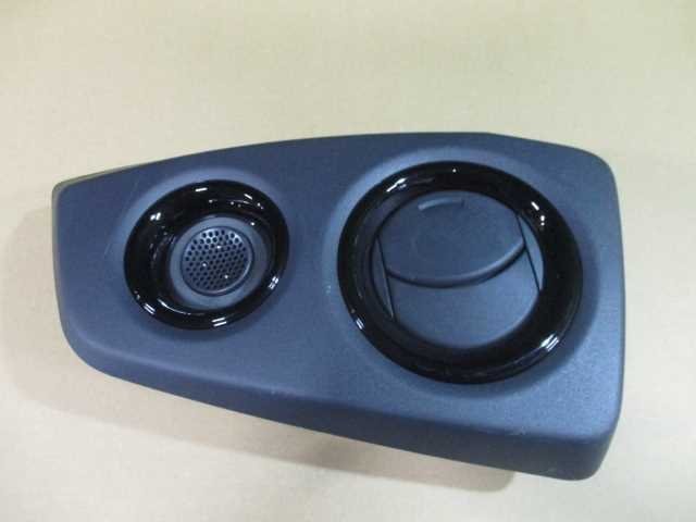 【A37267】◇ bB QNC21 右スピーカー パネル付 86160-B1040拍卖