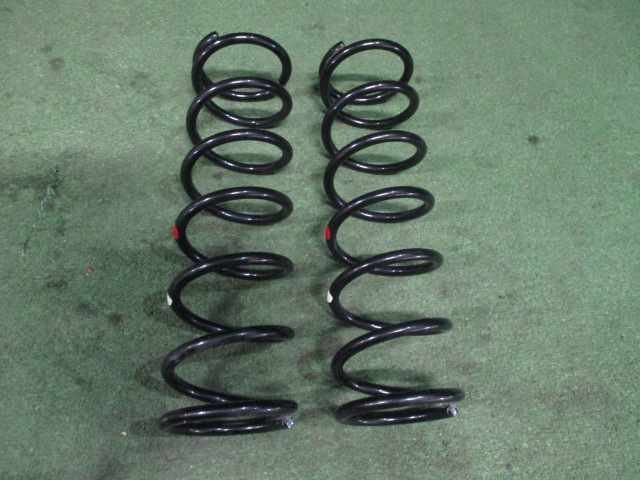 【A30225】◇ キャスト LA250S リアスプリング 左右拍卖