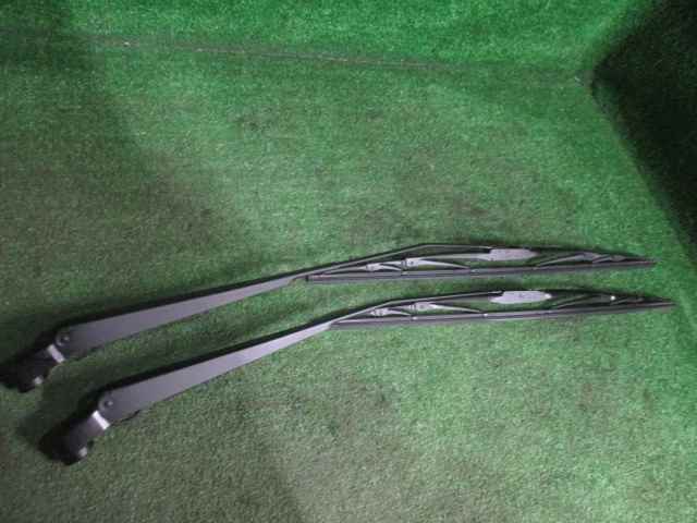 【A49243】◇ タイタン LKR81 左右 ワイパーアーム拍卖