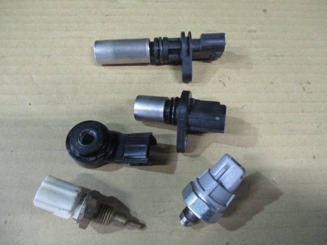 【A35136】◇ アクア NHP10 エンジンセンサー拍卖