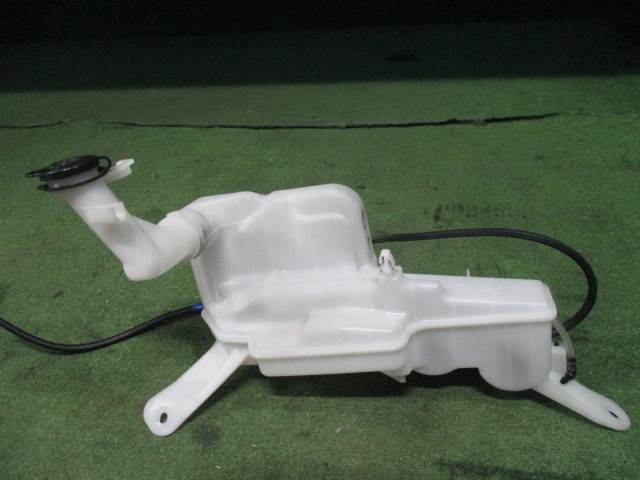 【27129】◇ タント LA600S ウォッシャータンク拍卖