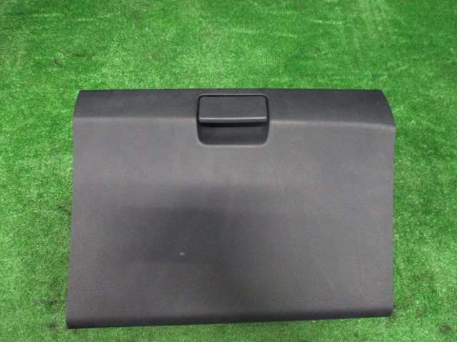 【A42812】◇ bB QNC20 グローブボックス 55550-B1030拍卖