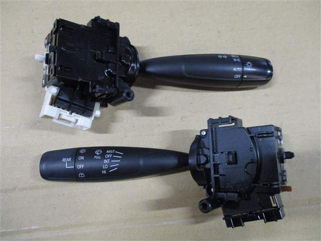 【22788】◇ スペーシアカスタム MK42S 左右 ディマースイッチ拍卖