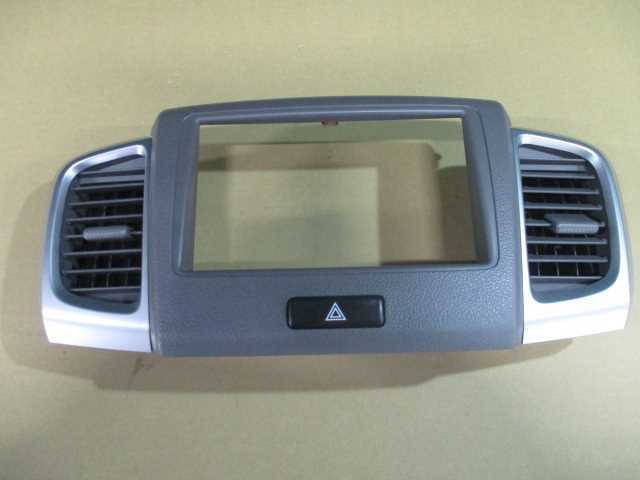 【A38690】◇ スペーシア MK32S オーディオパネル 73821-81M0拍卖