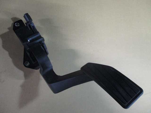 【A38688】◇ スペーシア MK32S アクセルペダル 49400-65P40-000拍卖