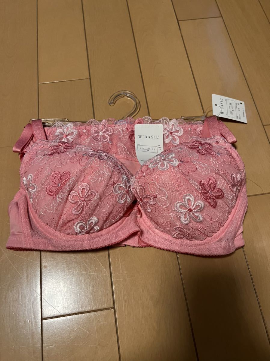 Wacol ワコール W BASIC D70 Mショーツスタンダード ピンク色 しっかり素材 新品未使用です。拍卖