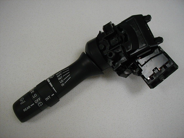 トヨタ純正 時間調整式間欠ワイパースイッチレバー アクア NHP10拍卖