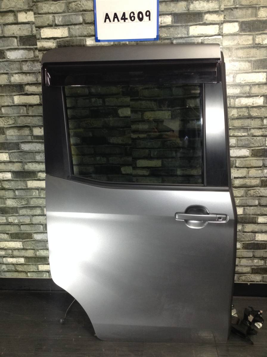 ★★★AA4609★★ B11A 三菱 EKスペース 右 リアドア サイドドア ドア U17拍卖