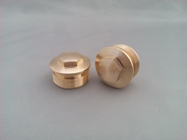 弁天部品 W650 フロントフォーク トップキャップ ボルト 真鍮 ブラス(修理)(レストア)(オーバーホール)(補修)などに拍卖