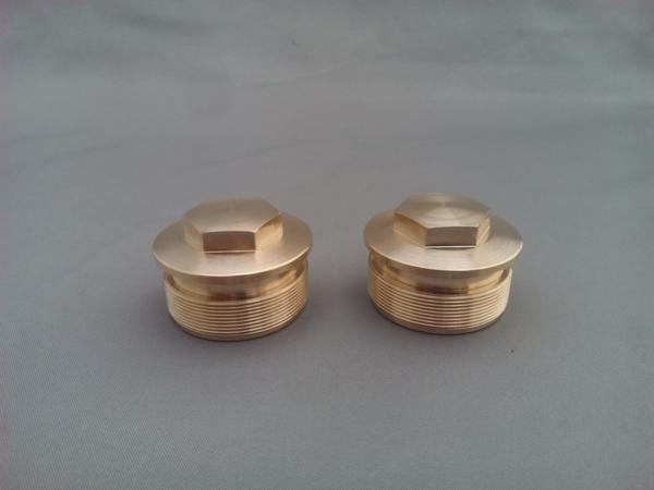 弁天部品 グース250 フロントフォーク トップキャップ ボルト 真鍮 ブラス(修理)(レストア)(オーバーホール)などに拍卖