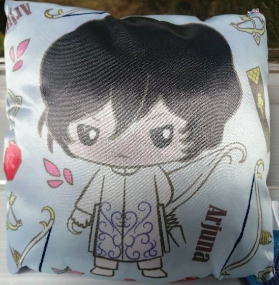 送料無料 Fate/Grand Order × サンリオ アーチャー アルジュナ Arjuna ミニクッション エイコー 新品 未使用品 迅速発送 丁寧梱包拍卖