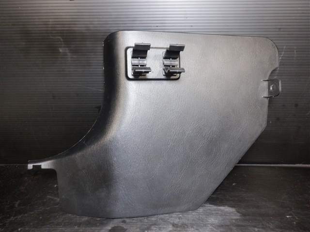 HR34 R34 スカイライン 純正 助手席 足元 トリム 発煙筒拍卖