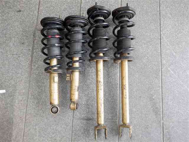 製造廃止品 BNR34 Mspec nur R34GT-R サスペンション ショックアブソーバー拍卖