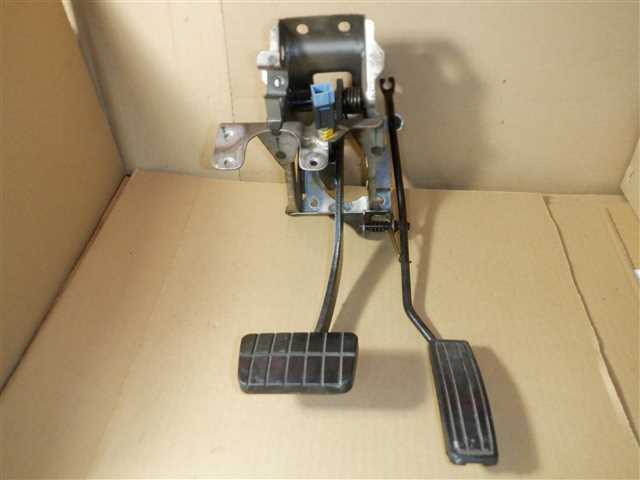 NISSAN FIGARO 純正 アクセル ブレーキ ペダル フィガロ拍卖