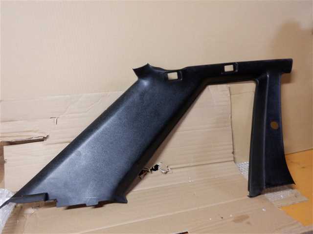 33449 リア クォーター ピラー トリム パネル カバー 内張 左 助手席側 R31 HR31 スカイライン拍卖