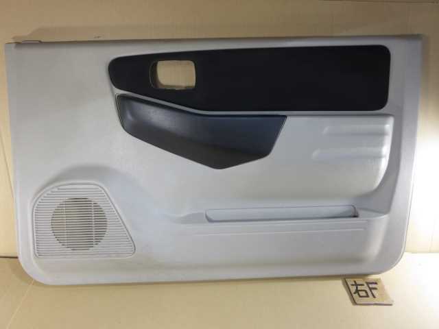即決H17年 右 F ドア トリム H53A パジェロミニ拍卖
