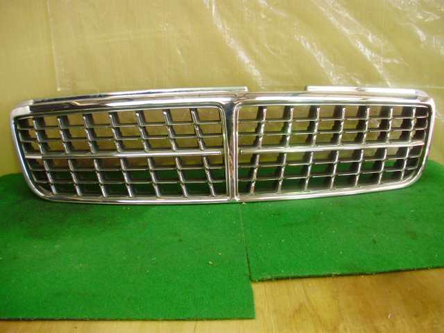 2157 ニッサン セドリック ラジエーターグリル フロントグリル E-MY33-MLGARGA拍卖