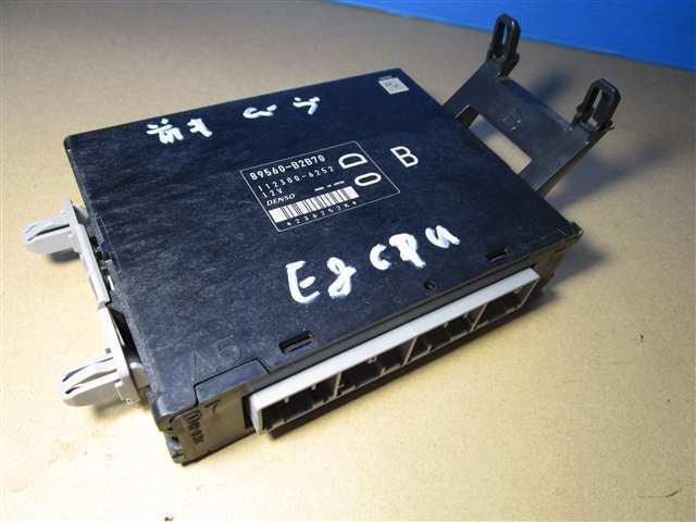 H19年一発始動OK エンジン コンピューター L175S ムーヴ拍卖