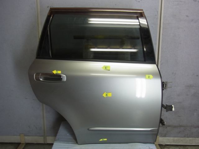ヒンジ&PWOK カラー WV2 M35 ステージア 右リアドア拍卖