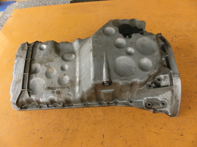 ★C200 エンジン オイルパン 平成13年 GF-203245 W203 ベンツ ワゴン Cクラス 111M20 拍卖