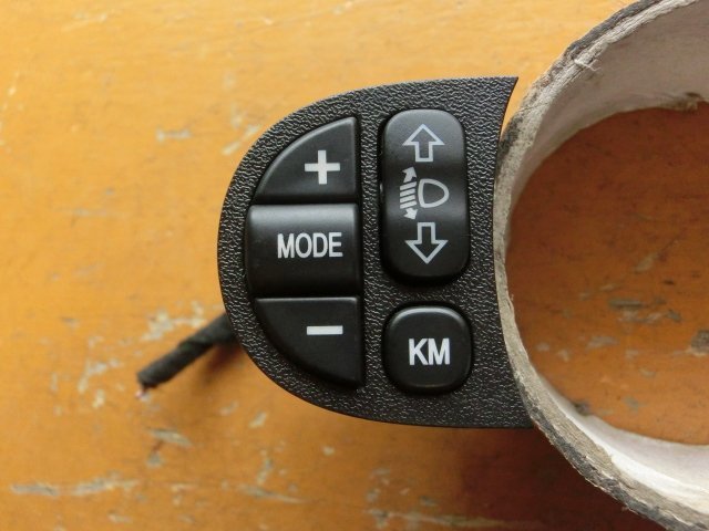 アルファロメオ147 光軸調整 スイッチ 平成17年 GH-937BXB ヘットライト レベライザー 2005y 15.8万km 即決あり拍卖