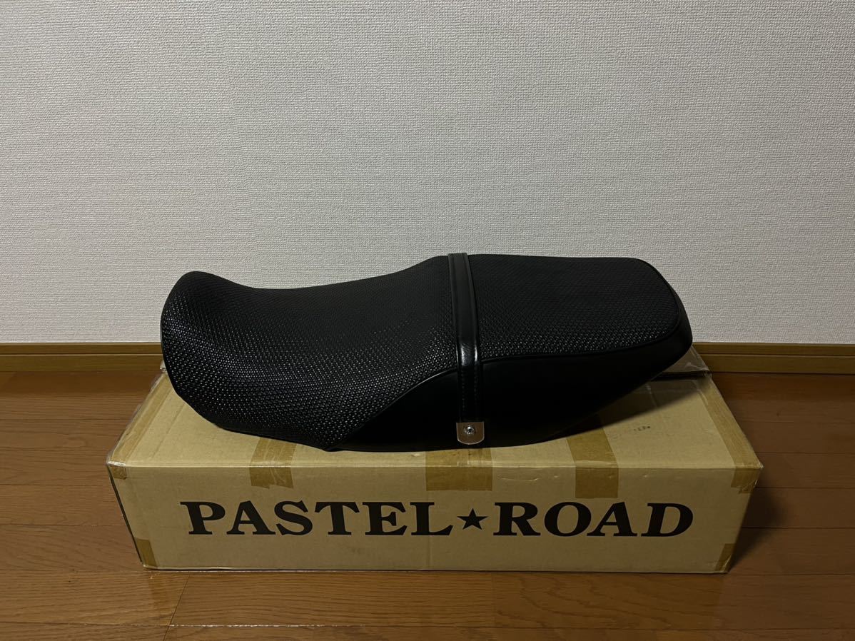 ZRX400 ZRX400II 超人気! 大人仕様!! 極上品!! カスタムシート タックロール 三段 純正 2旧車會 川口 カワグチ RPM BEET カフェ 当時拍卖