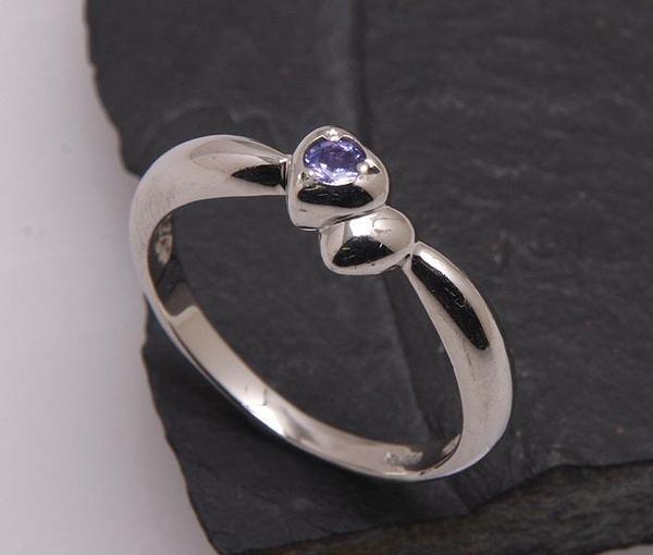 《質屋出品》Pt900★天然タンザナイトのハートデザインリング★C-1880拍卖