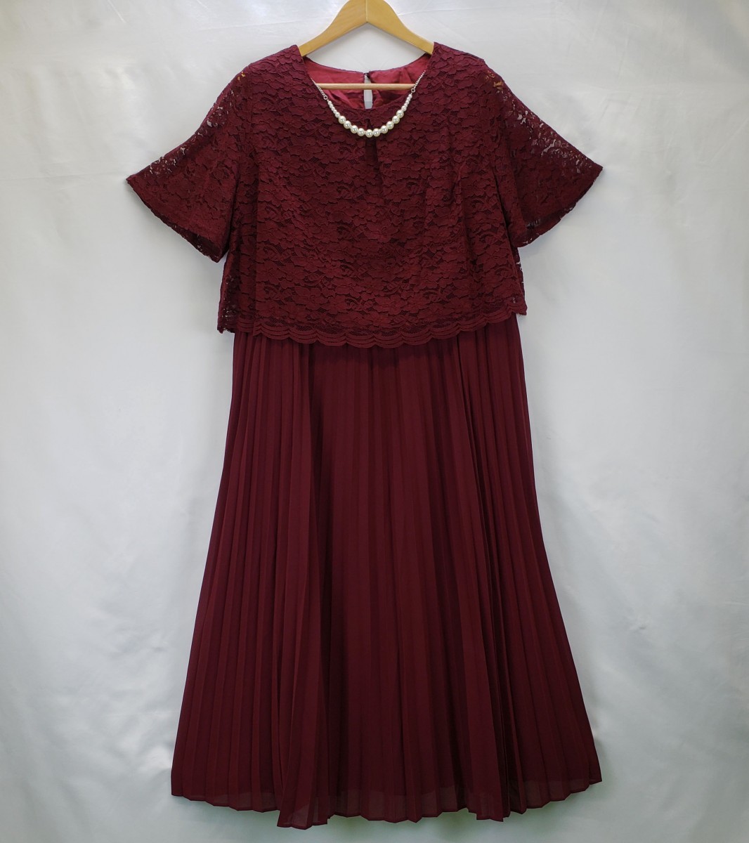 ap2809 ◇ 新品 ★ ドレス 2点セット 4L レッド 赤 ネックレス 刺繍 花柄 お洒落 華やか エレガント ドレープ プリーツ 体型カバー -4拍卖