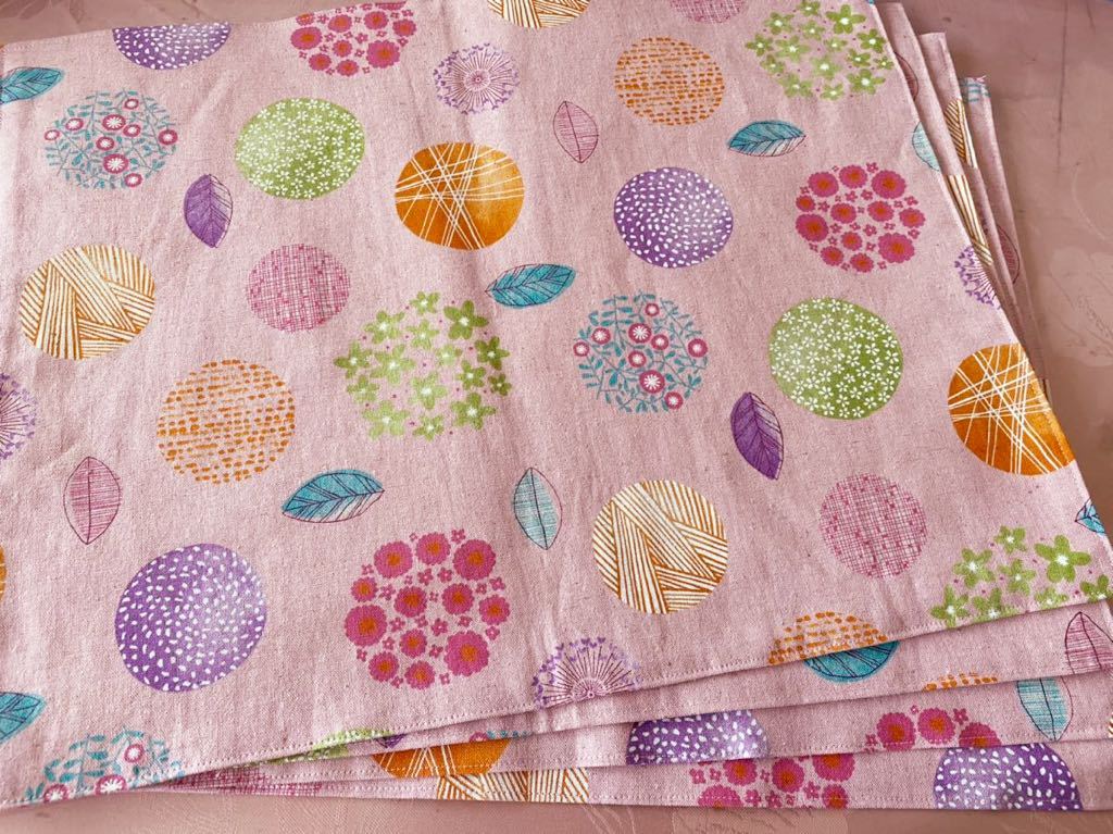 裏付ランチョンマット ハンドメイド 35x45 4枚組 北欧花柄サークル ピンク色拍卖