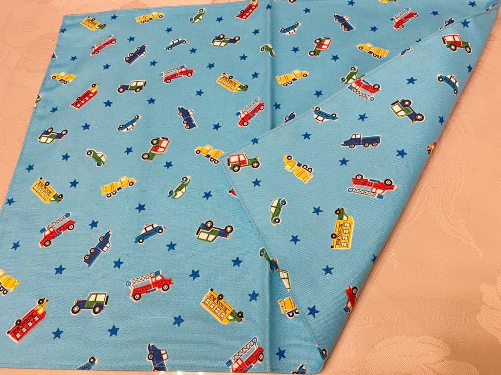 No.213 裏付ランチョンマット ハンドメイド 35x45 水色車柄 男の子拍卖