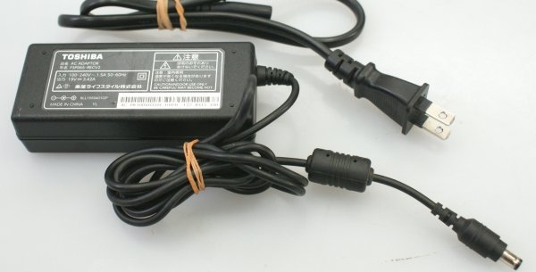 ((送料無料))★即納 東芝 液晶テレビ 32S10等代替用ACアダプター FSP065-RECV2 動作OK拍卖