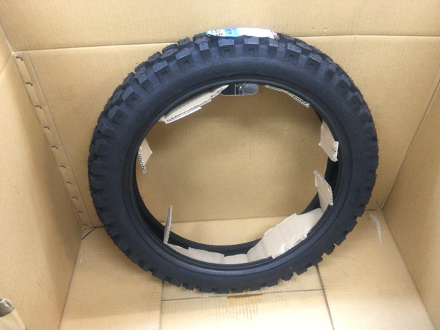 新品XLR250R バハ等リアタイヤシンコ―460-18 T/T+チューブ送料別1本+1本拍卖