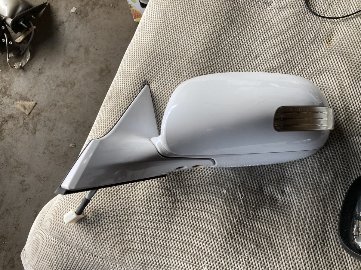 2007年 トヨタ マークX GRX120  ドアミラー左のみ ウインカー付き 2240拍卖