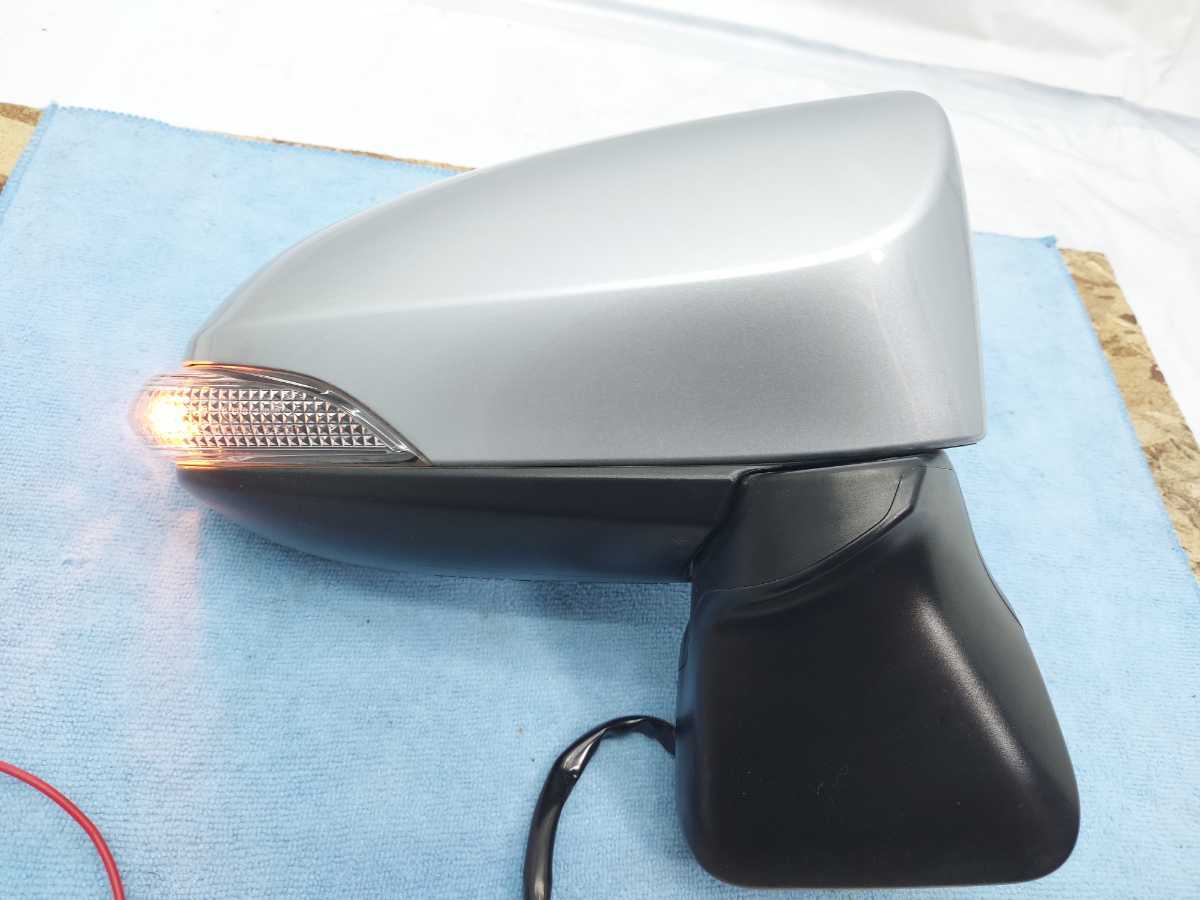 スペイド ポルテ NCP141 NSP140 NSP140 右 ドアミラー 運転席側 動作確認済み 7ピン ライトブルー 青 8S1 023533 2012年式 サイド M2 ②拍卖