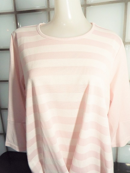 ラモネ ピンクボーダー M~Lサイズ 鹿の子素材 ポリエステル70%,綿30% 七分袖 後ろ長めチュニック 新品 LA MONET拍卖