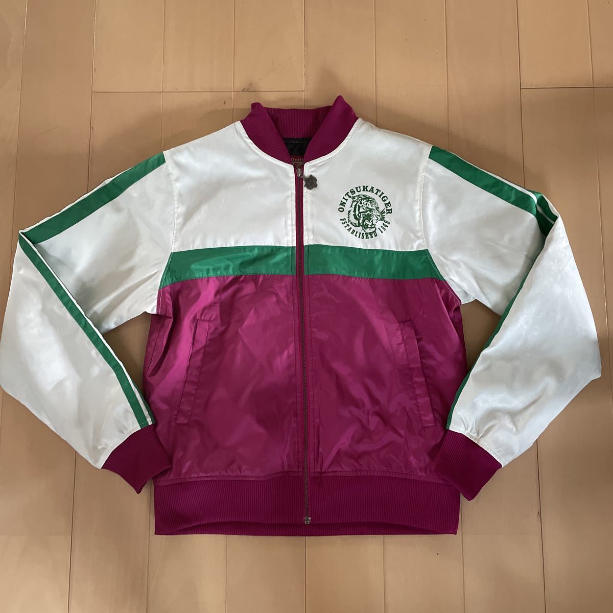 送料無料 オニツカタイガー Onitsuka Tiger スカジャン サイズS アウター ブルゾン 送料込み拍卖