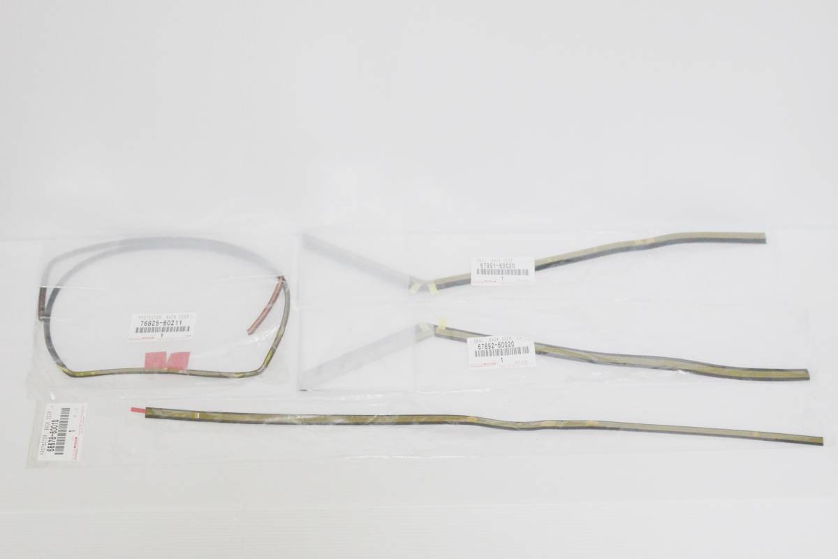 150 ランドクルーザー プラド バックドア ウィンドウ ガラス シール モール 4点 68678-60010/67891-60020/67892-60020/76825-60211 GDJ150拍卖