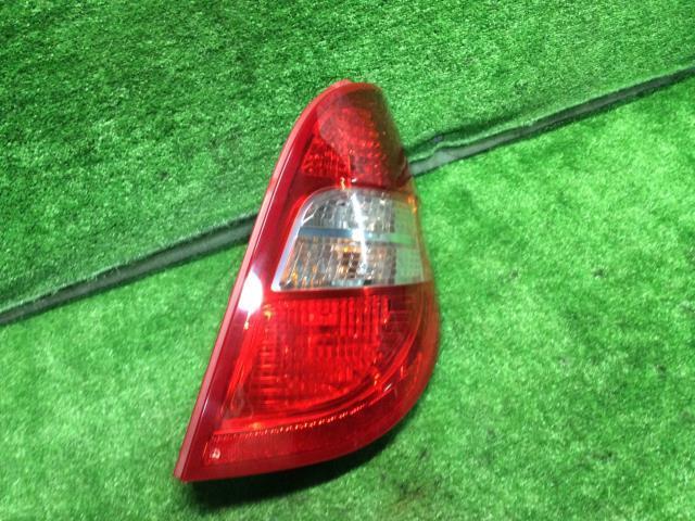 ベンツ Aクラス DBA-169032 右テールランプ A170拍卖