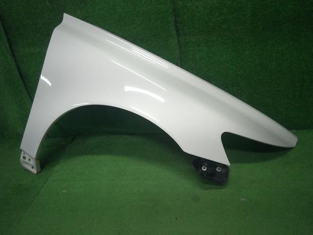 ボルボ 40シリーズ CBA-MB4204S 右Fフェンダー 614拍卖