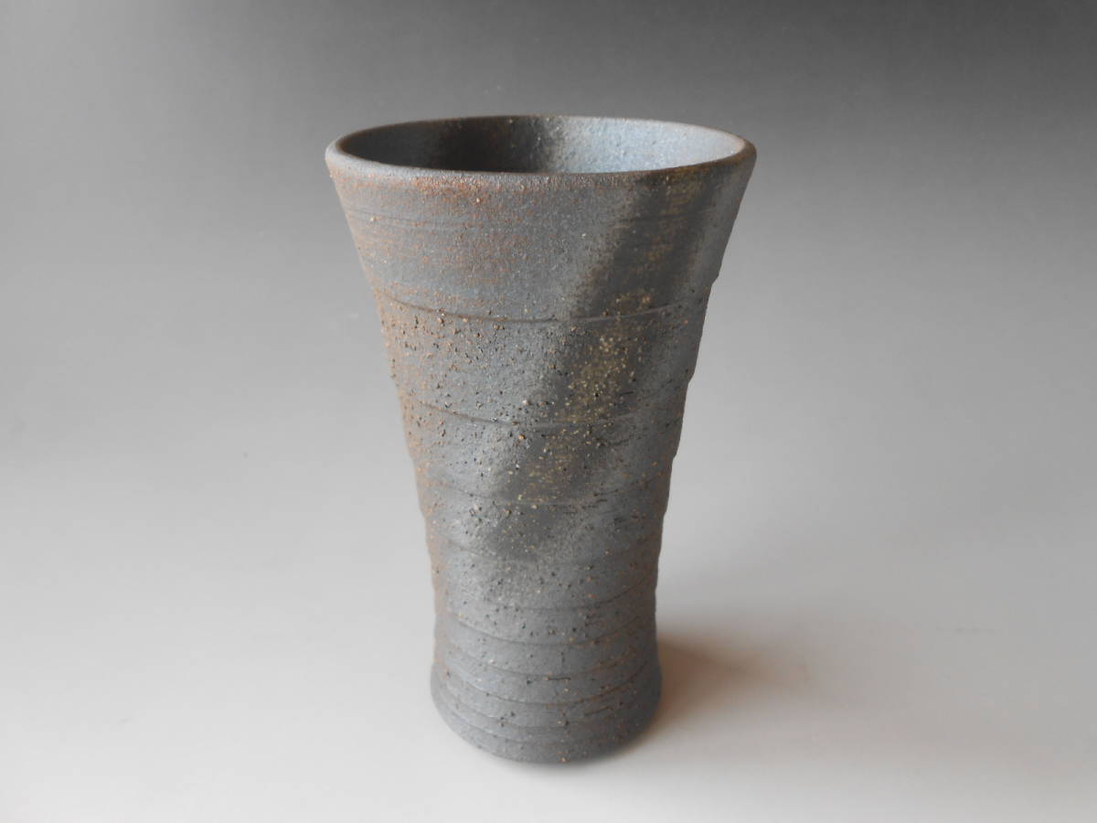 信楽焼! 卯山 ☆黒銀段フリーカップ☆ 3-1133 新品 湯呑 煎茶 ビールグラス 焼酎カップ ギフト拍卖