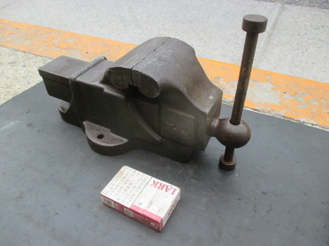 r890★TUBASA 箱型万力 口金幅100mm拍卖